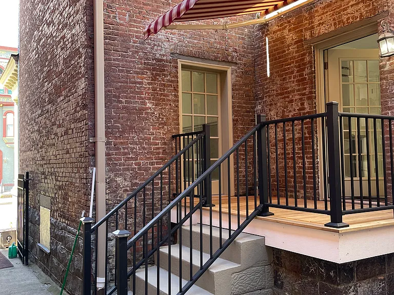 2310 Chapline St #2 — Photo 2