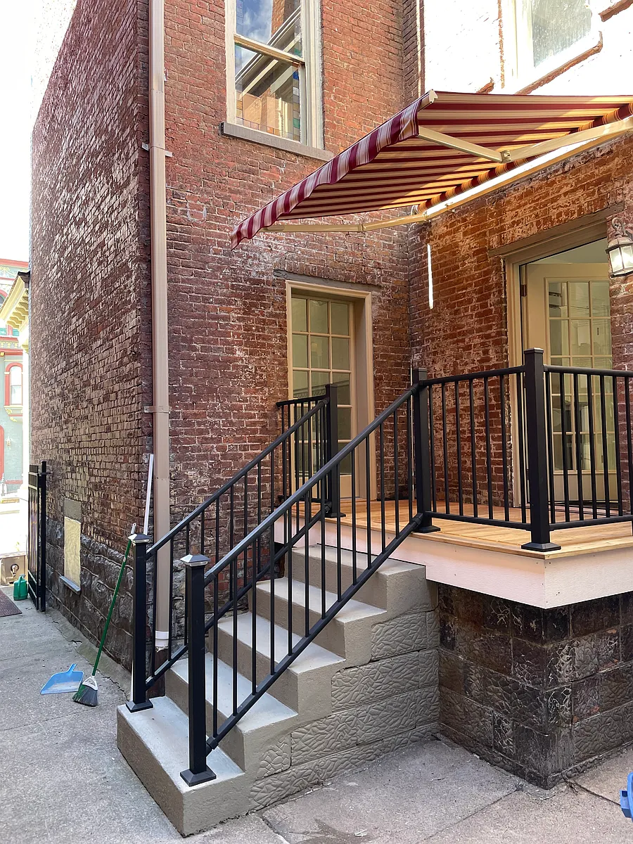 Building Photo - 2310 Chapline St #2