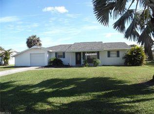 406 Cactus Cir, Lehigh Acres, FL 33936