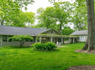 W292N2051 Elmhurst Dr, Pewaukee, WI 53072
