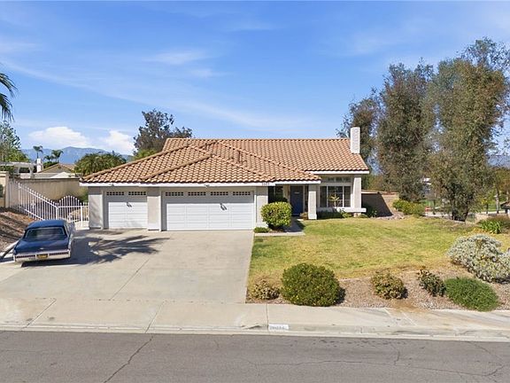 3rd image of 1003 Clearwood Ave