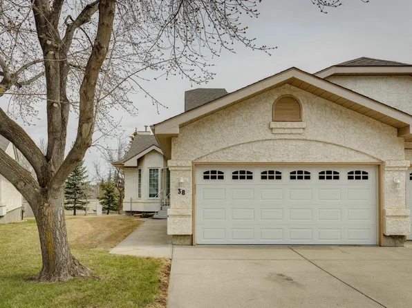 38 Twin Brooks Dr NW #303, Edmonton, AB T6J 6S5