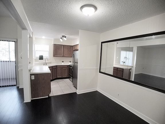2nd image of 3014 Antique Oaks Cir APT 118