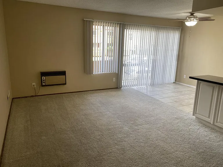 7555 Linda Vista Rd — Photo 9