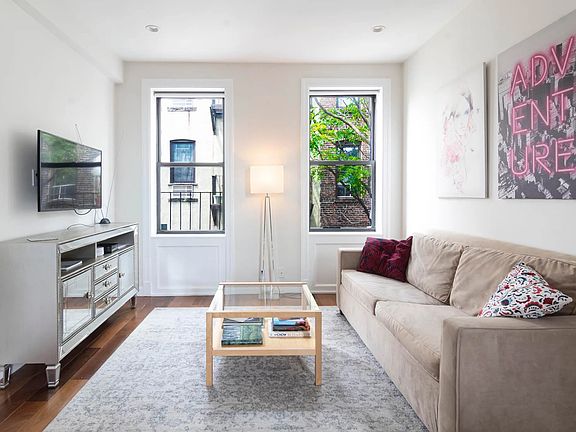3rd image of 157 Ludlow St APT 5R
