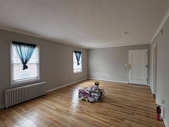 2nd image of 315 Winthrop Ave #6