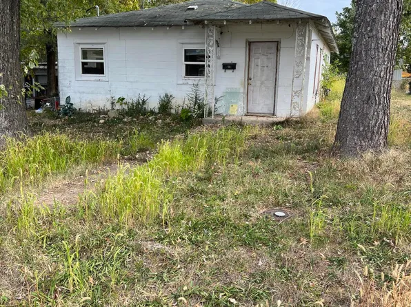 802 Corn Avenue, Willow Springs, MO 65793