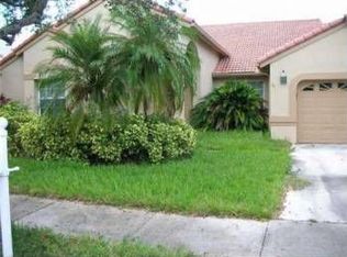 846 Heritage Dr, Weston, FL 33326