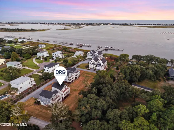 52 Pier View Court, Hampstead, NC 28443
