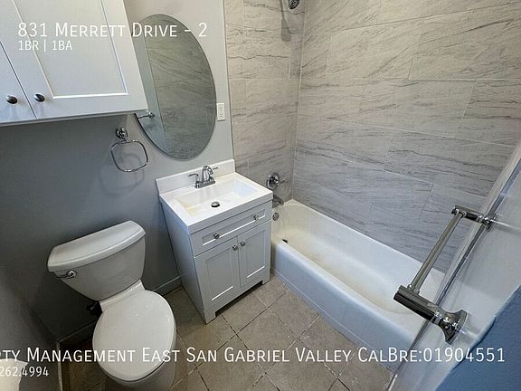 3rd image of 831 Merrett Dr APT 2