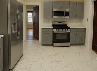 706 Metropolitan Ave FLOOR 2, Hyde Park, MA 02136