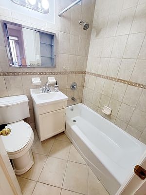 5th image of 152 W 75th St #3B