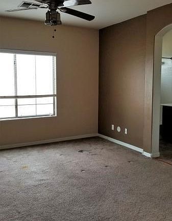 5th image of 450 E Derringer Way