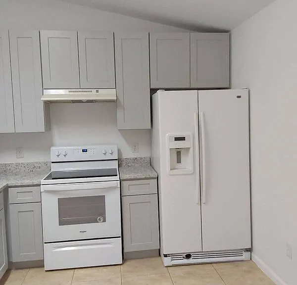 21 Prospect Ln #B — Photo 2