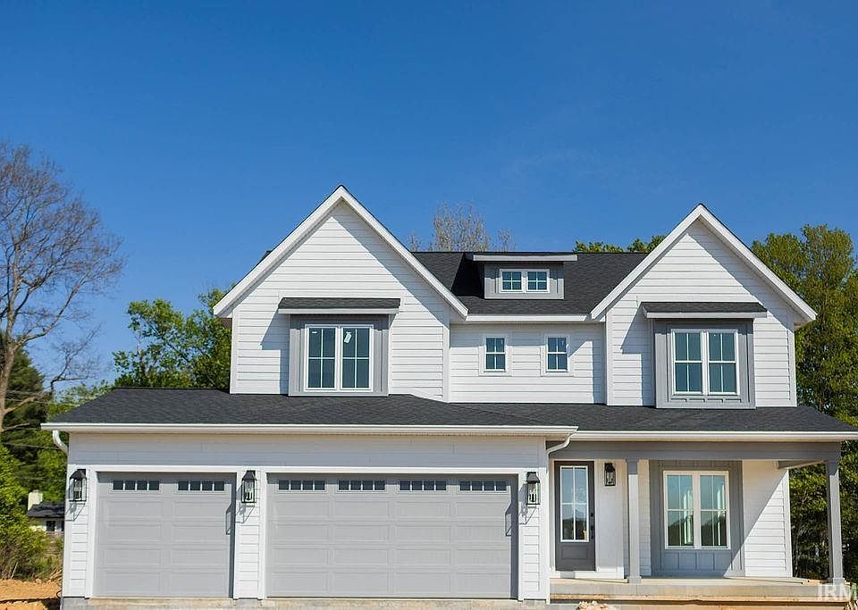 1st image of 4516 N Triple Crown Dr