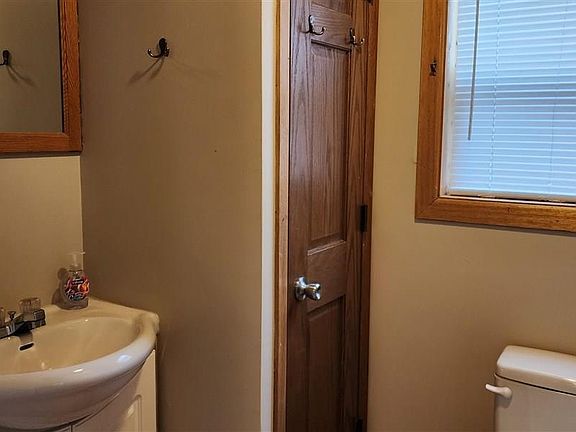 5th image of 1003 10th St