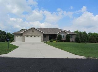 E9420 Bay Hill Ct, Wisconsin Dells, WI 53965