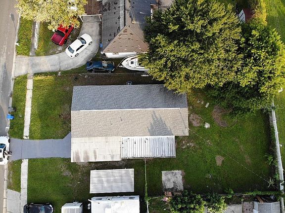 4th image of 4414 W Knollwood St