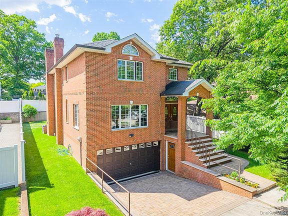 2nd image of 246-12 Cambria Avenue