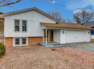 1719 Center Rd, Waukesha, WI 53189