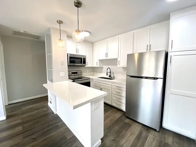 6370 Rancho Mission Rd #908 — Photo 2