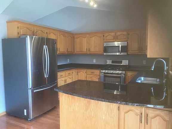 5th image of 1600 Lake Susan Hills Dr