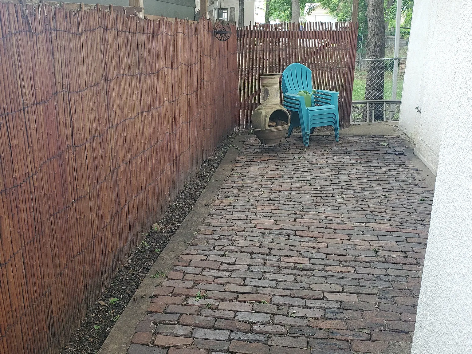1 Bed 1 Bath Beautiful spacious lower unit duplex — Photo 4
