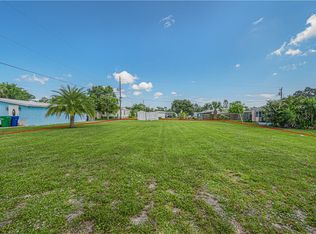 322 Tangelo St, Sebastian, FL 32958