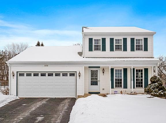 2nd image of 212 Sprucewood Ct