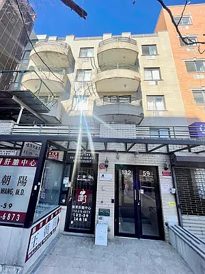 Sold by Winzone Realty Inc | media 3