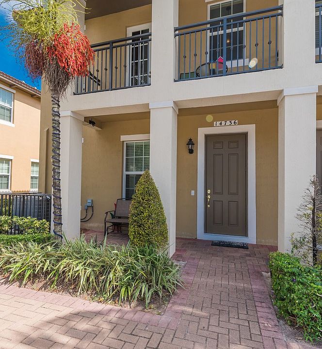 14736 SW 11th Street, Pembroke Pines, FL 33027