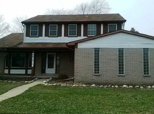 9812 Rose St, Taylor, MI 48180