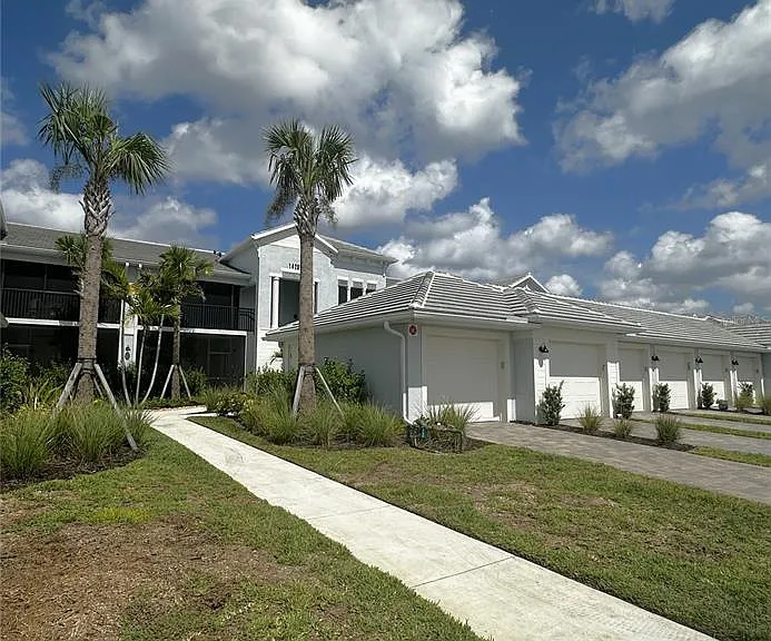 14261 Heritage Landing Blvd #1615 — Photo 29