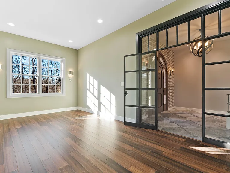 2620 Boston Post Rd #3 — Photo 5