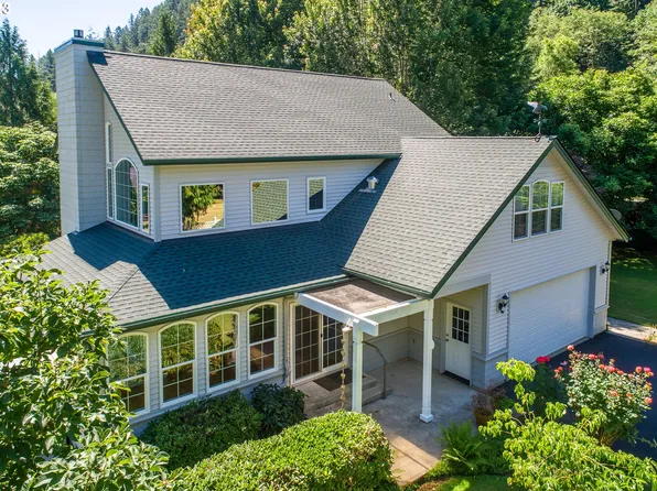 12000 E Mapleton Rd, Mapleton, OR 97453
