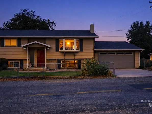 2581 18th St, Clarkston, WA 99403