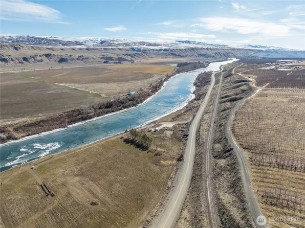 624 Monse River Road, Brewster, WA 98812