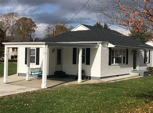 415 Riverside Dr, Clinton, TN 37716