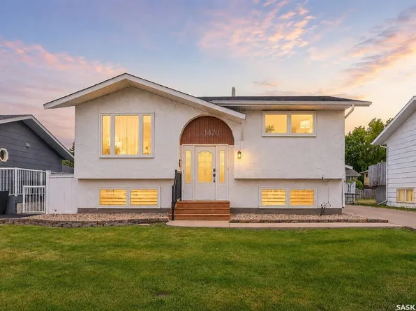 1470 Sioux CRESCENT SW, Moose Jaw, SK S6H 7H6