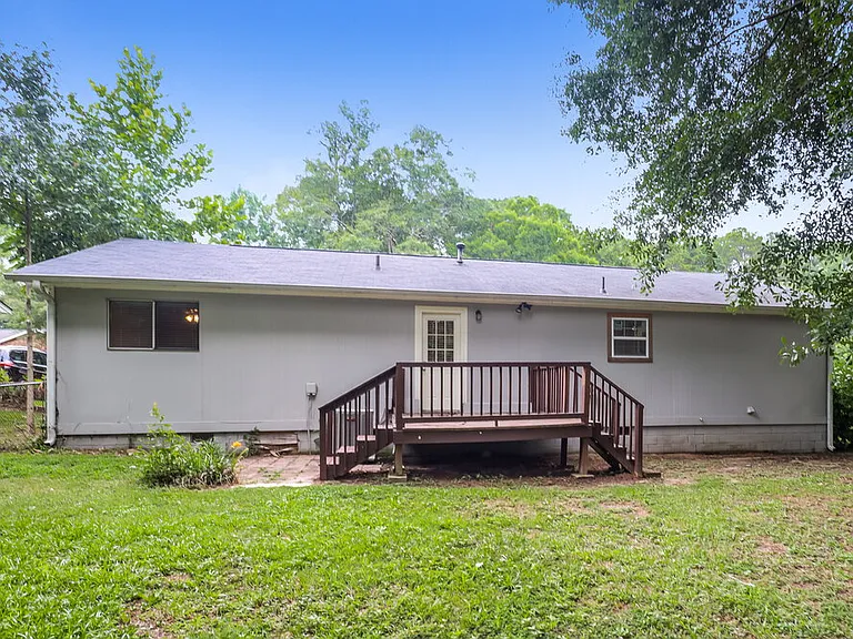 6133 Fieldcrest Dr — Photo 16