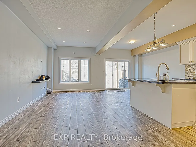 98 Shoreview Pl #15 — Photo 6