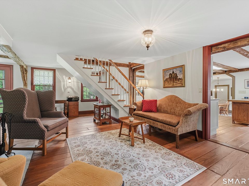 7th image of 26 Codfish Hill Road