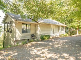 1075 Harbor Springs Rd, Jamestown, KY 42629