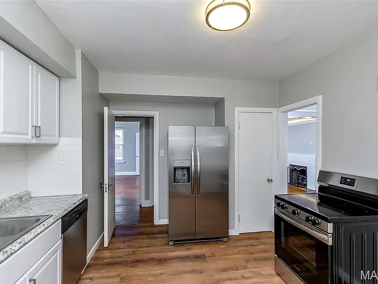 8910 Gravois Rd — Photo 7
