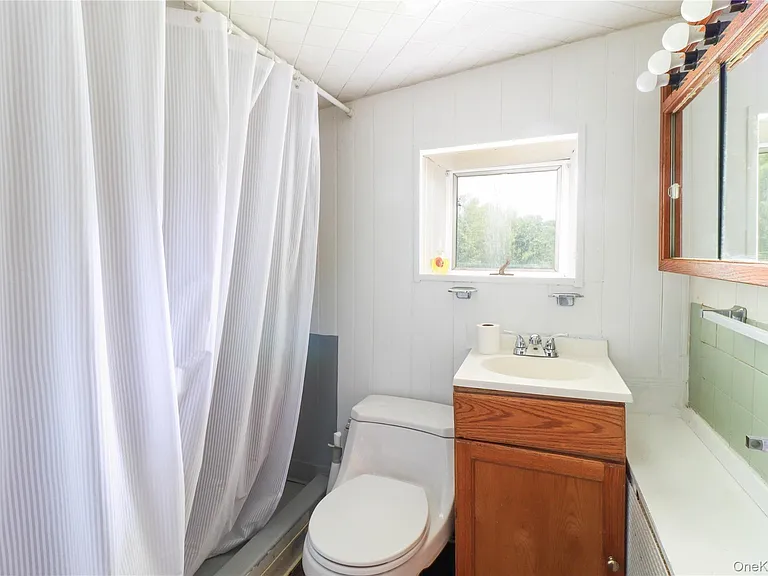 86 Carpenter Rd — Photo 12