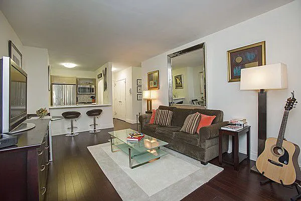 Rented by Levan Real Estate | media 4