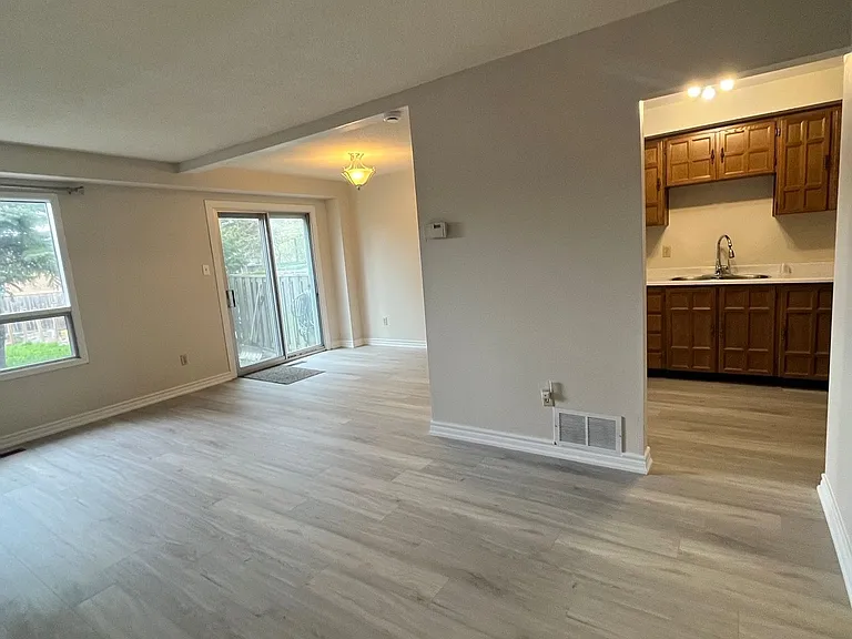 120 Neddie Dr — Photo 5