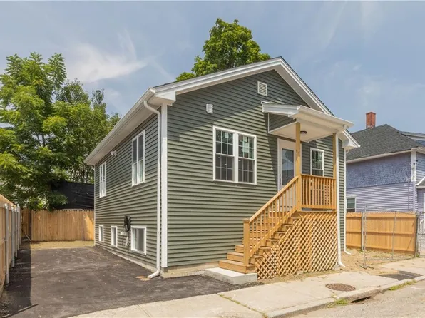 40 Gladstone St, Providence, RI 02905