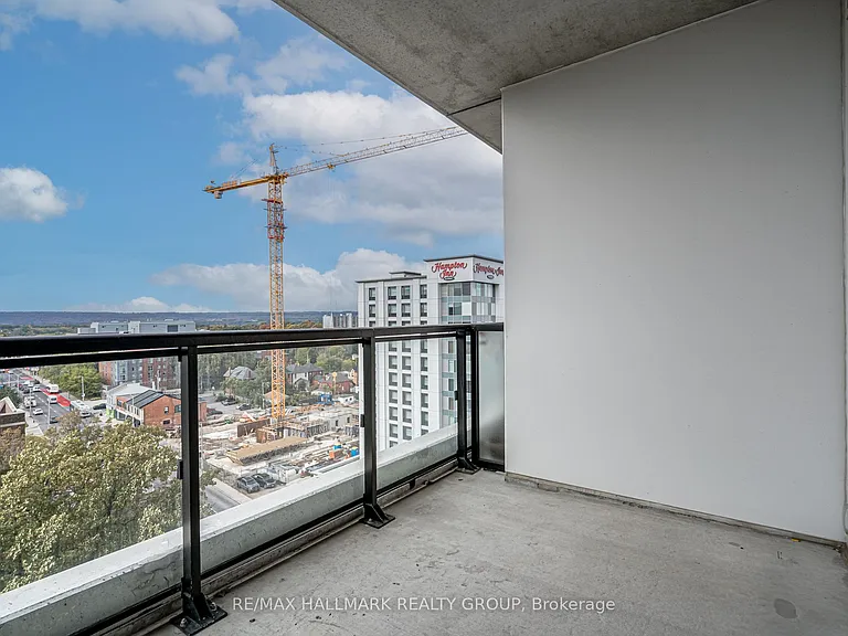 15 Queen St S #1006 — Photo 24
