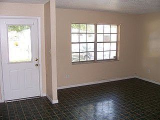 2nd image of 1703 Hughes Dr